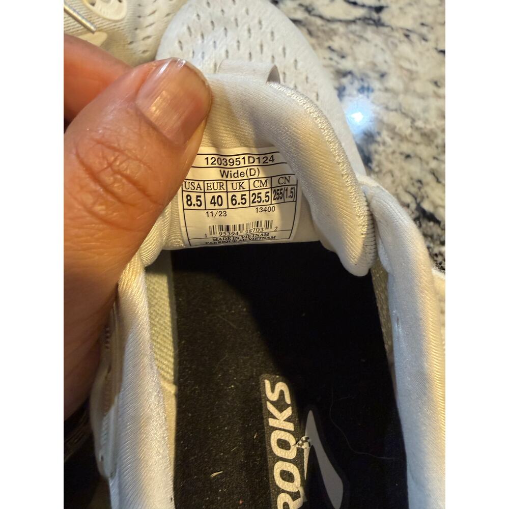 Brooks Ghost Max - image 6